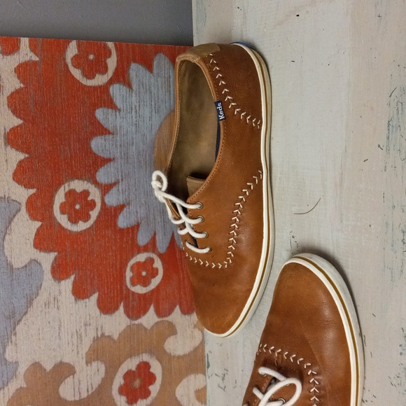 Keds Brown With Cream Colored Stitching - Picture 9 of 12